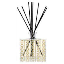 NEST Fragrances reed diffuser oil