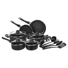 Amazon Basics cookware set