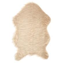 Delectable Garden sheepskin baby rug