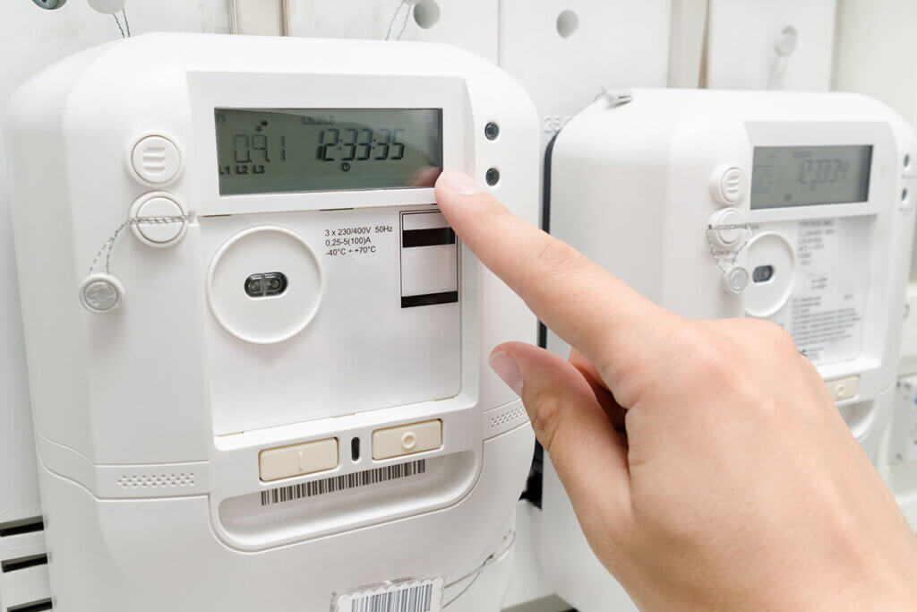 Digital electricity meter is controlled