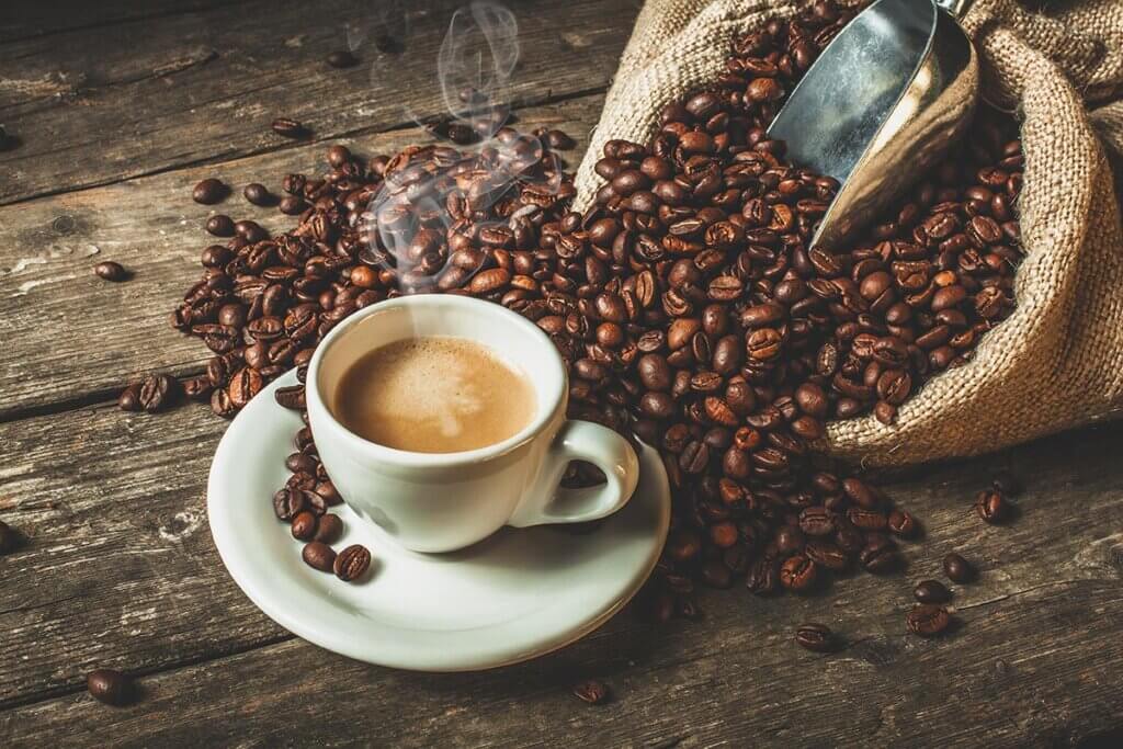 espresso_machine_on_wood_table_with_bean_bag