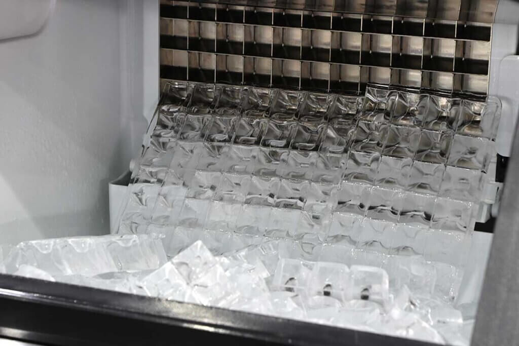 ice cubes from a large ice cube maker