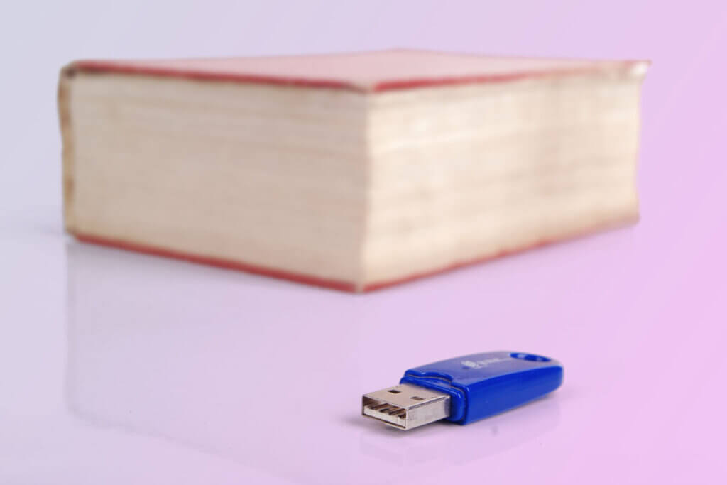 Dictionary with USB stick