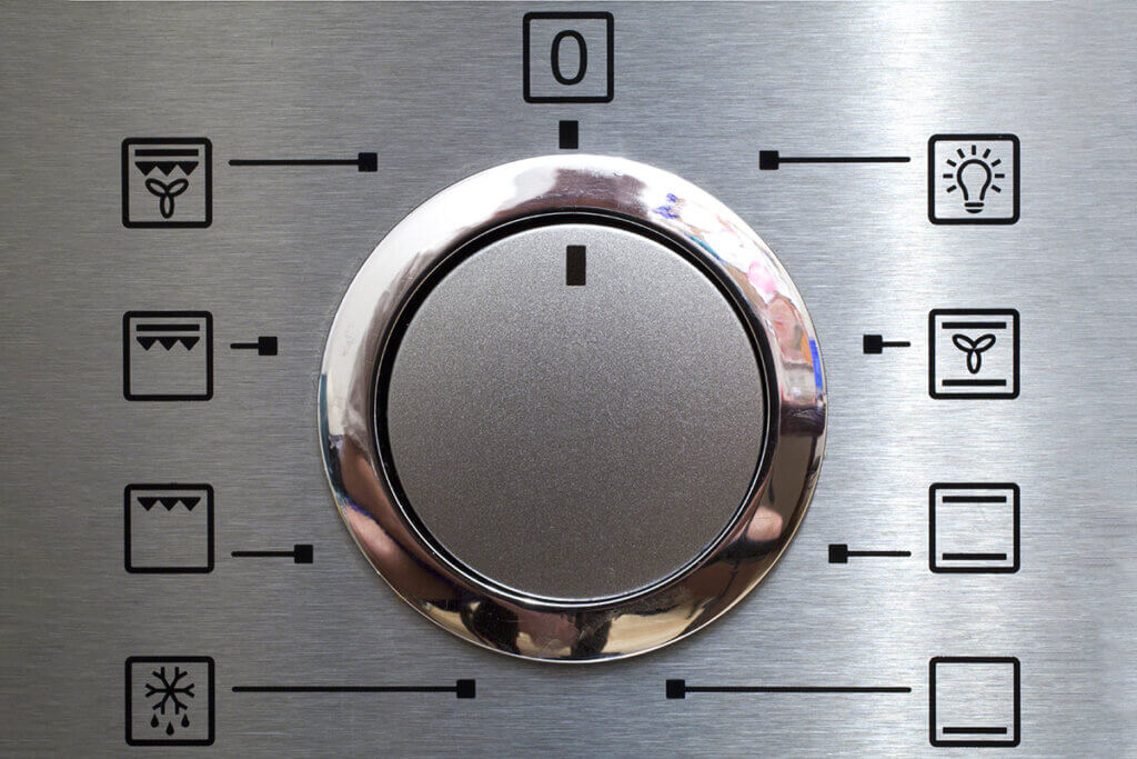 mini oven control knob close-up