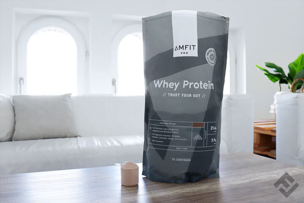 amfit pro chocolate protein powder pack with scoop