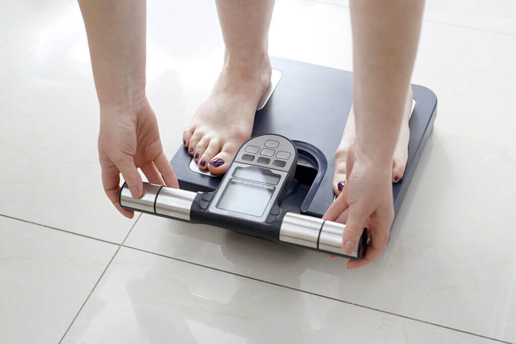 smart scale with sensors